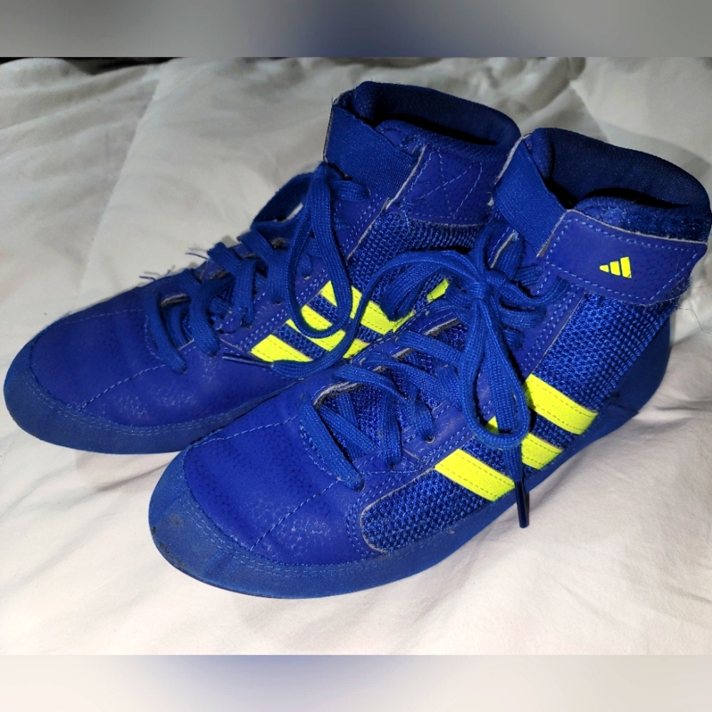 Adidas Kids Youth Wrestling Shoes; Size 4; Used